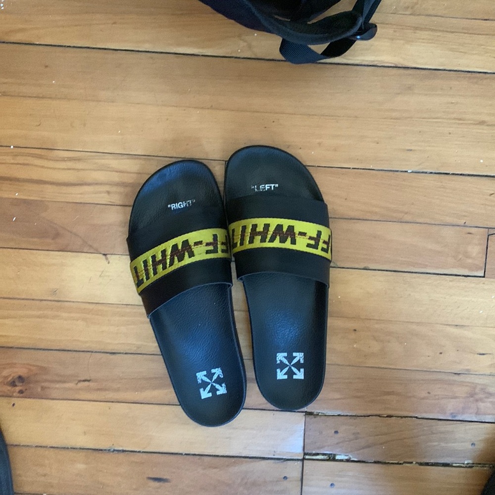 Off white industrial belt sliders
